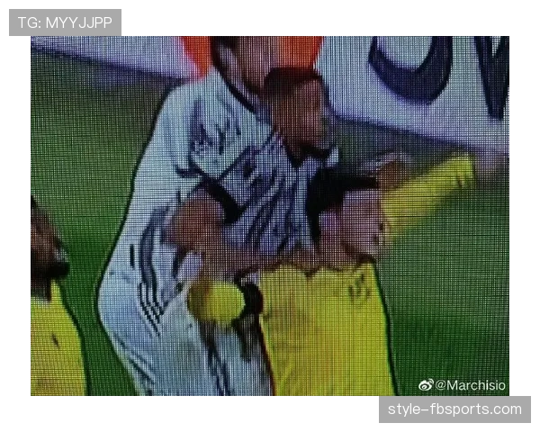 手臂自然位置在手球判罚中如何影响裁判判定标准解析