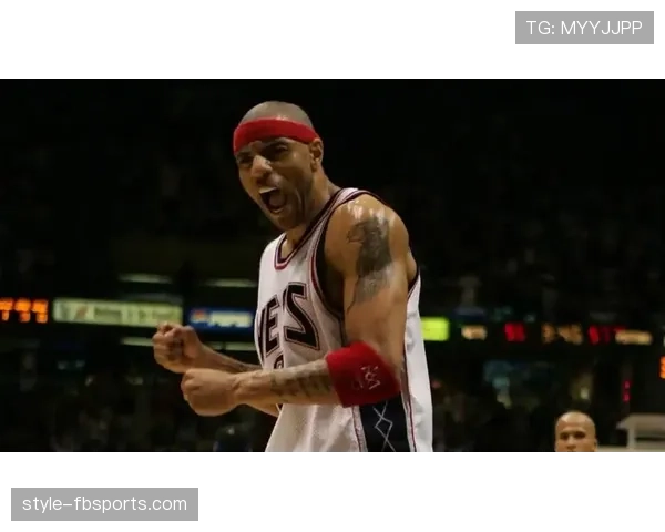 肯扬·马丁挡拆制造错位提升防守效率显著区别于昔日高得分风格