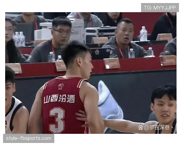 究竟如何准确判定掩护犯规？这几点球员与裁判都需掌握